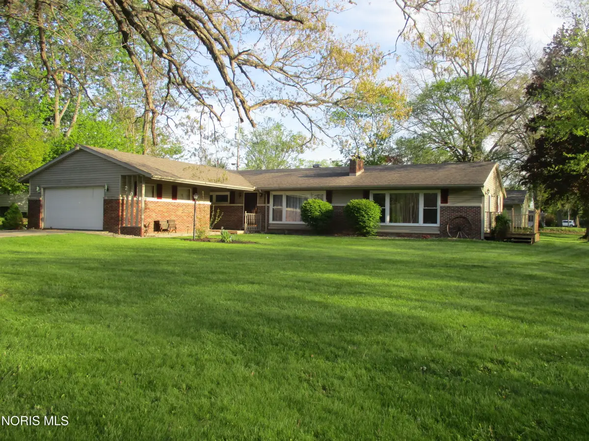 2029 Shawnee Drive, Defiance, OH 43512 - #1