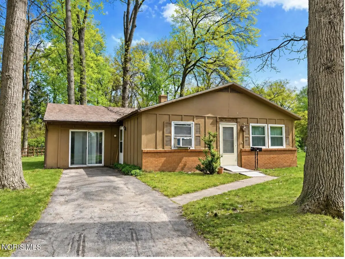 101 Abbotswood Drive, Toledo, OH 43615 - #1