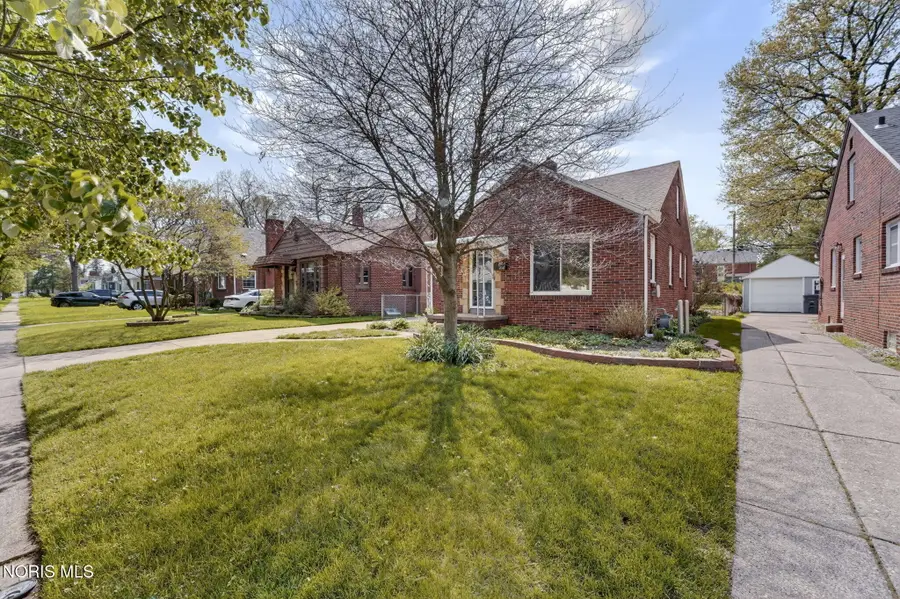 4147 Garrison Road, Toledo, OH 43613 - #2