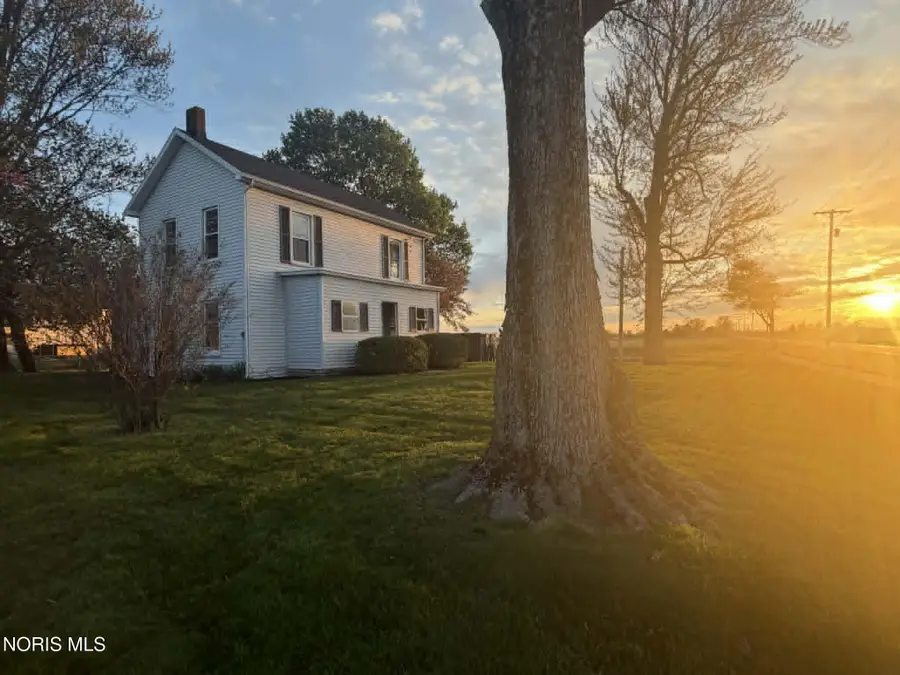 1505 W Poe Road, Bowling Green, OH 43402 - #2