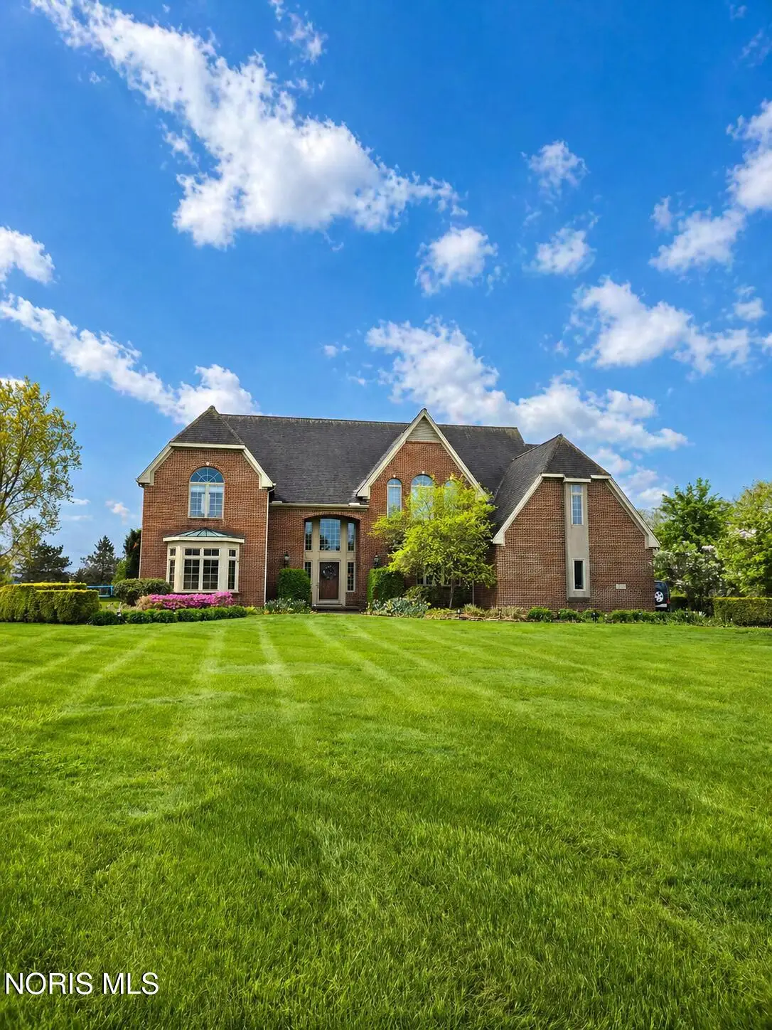 9211 Shadow Brook Drive, Sylvania, OH 43560 - #1