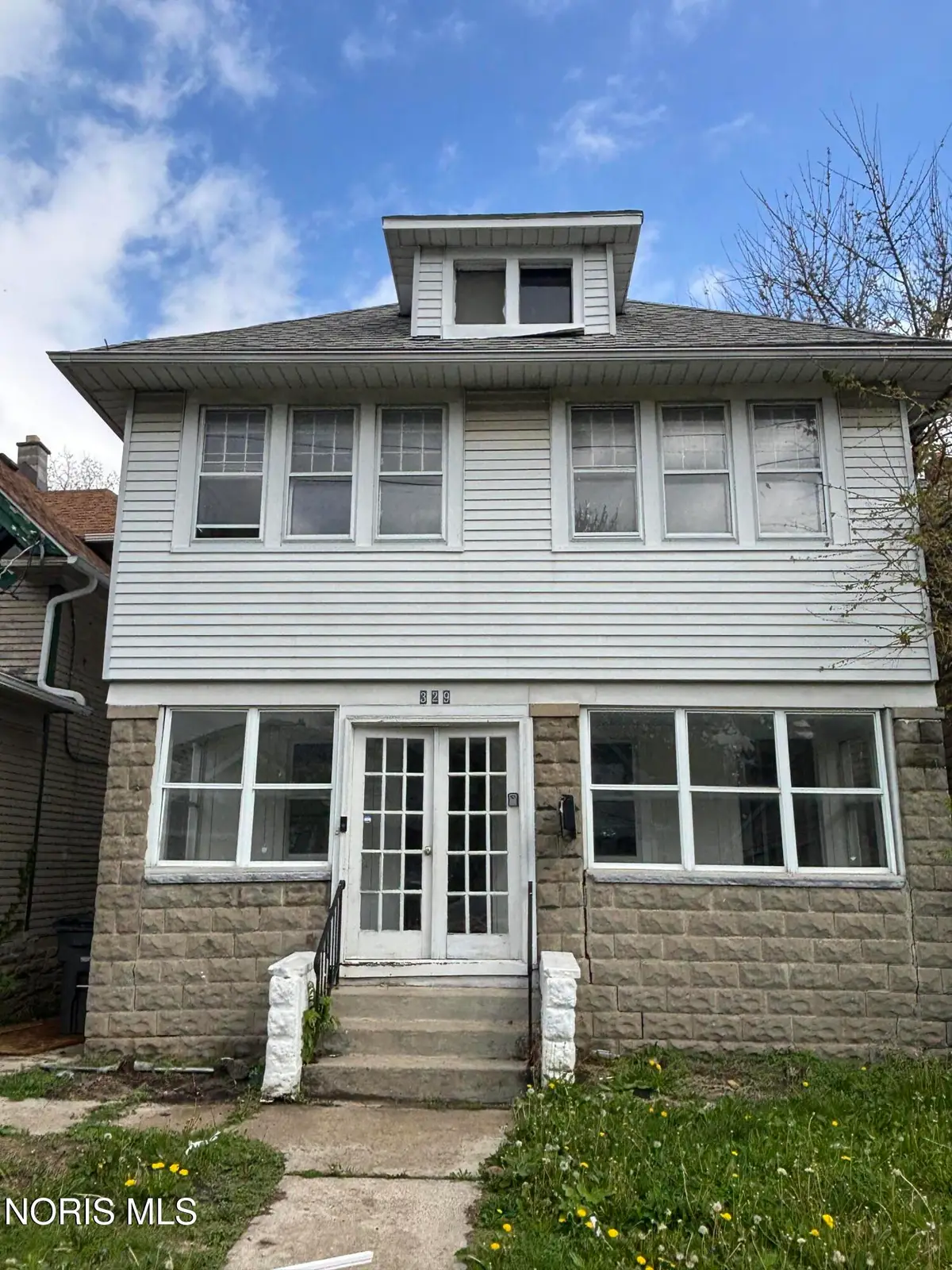 329 E Lake Street, Toledo, OH 43608 - #1