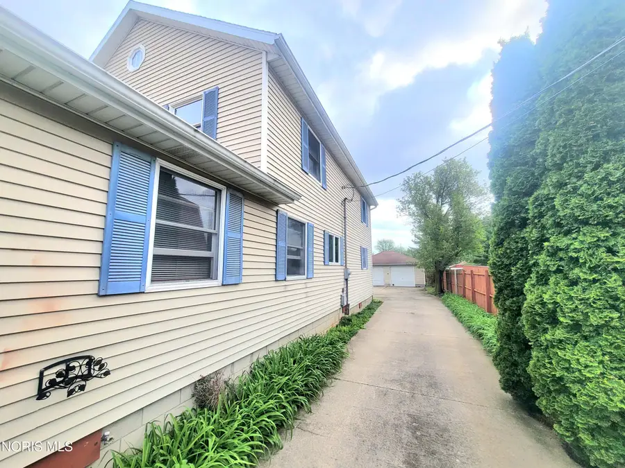 7085 N Curtice Street, Curtice, OH 43412 - #2