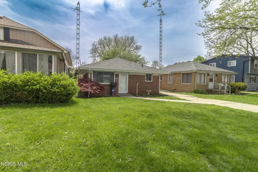 3054 123rd Street, Toledo, OH 43611 - #2