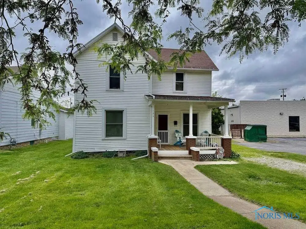 124 Morrison Street, Fremont, OH 43420 - #1