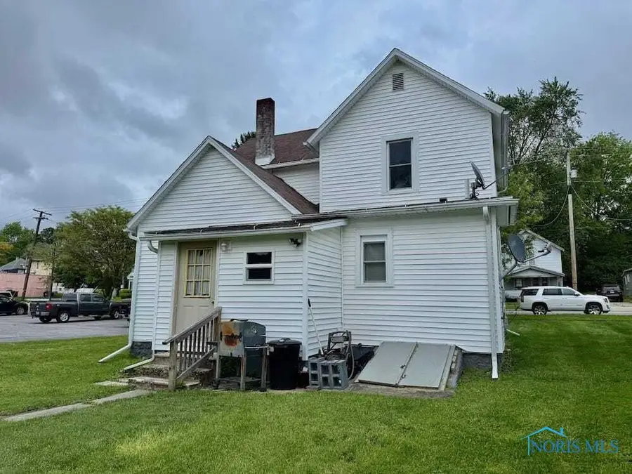124 Morrison Street, Fremont, OH 43420 - #3