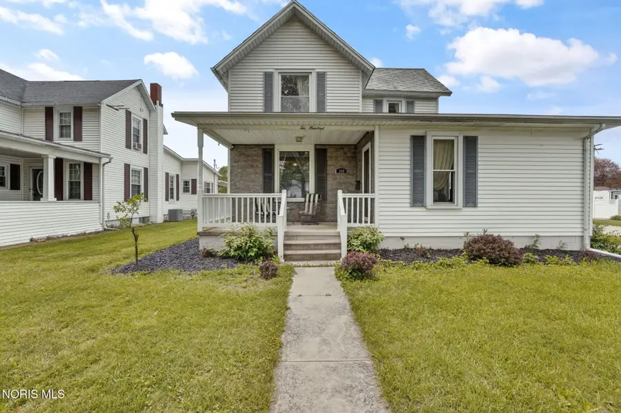 200 S Patterson Street, Gibsonburg, OH 43431 - #3