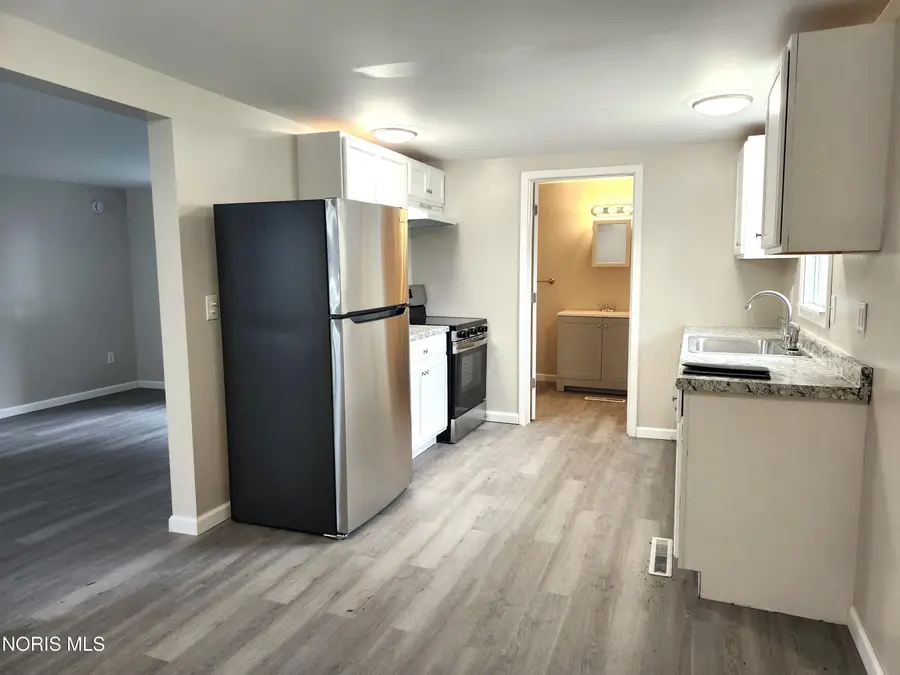 652 Buckley Street, Fostoria, OH 44830 - #2