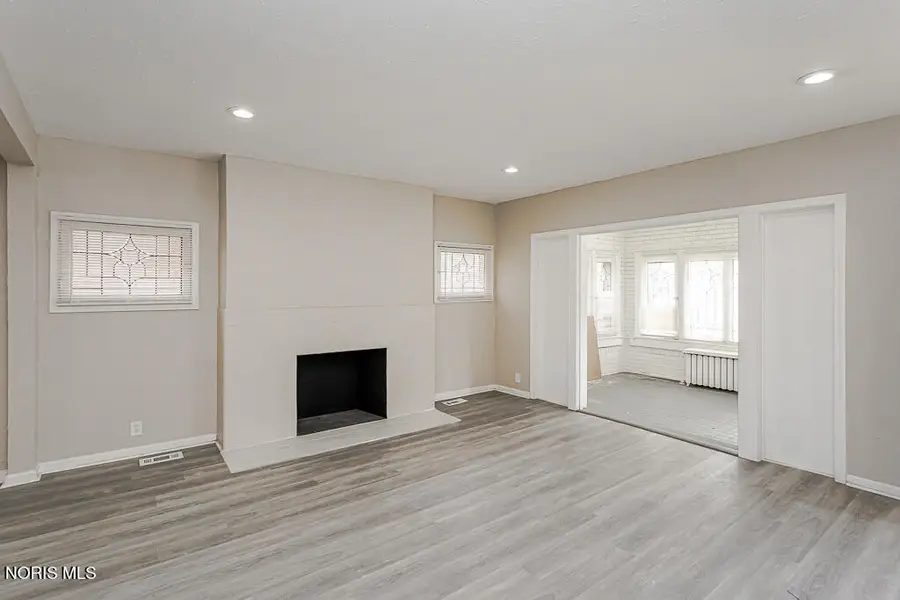 2337 Parkwood Avenue, Toledo, OH 43620 - #3