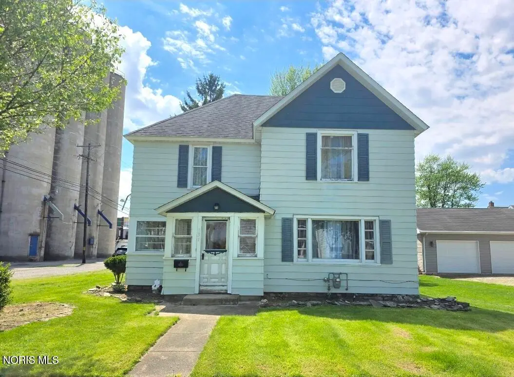 131 W Maple Street, Deshler, OH 43516 - #1