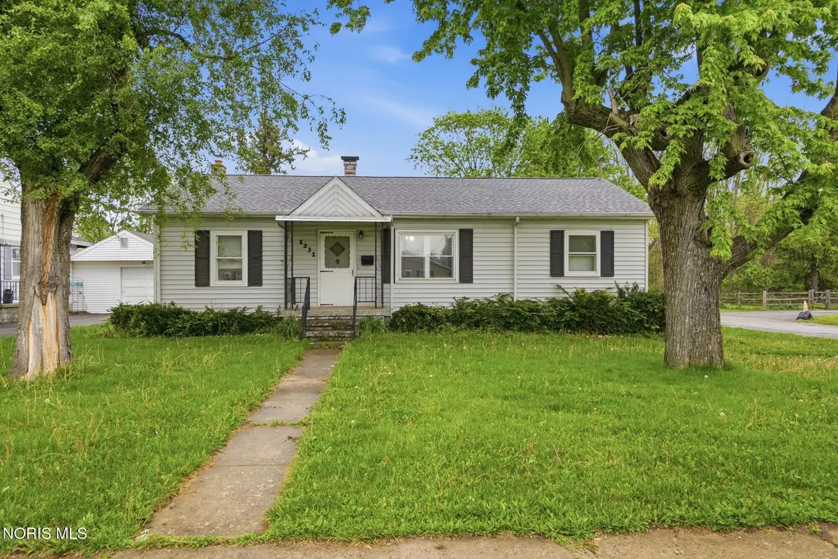 1231 S Blanchard Street, Findlay, OH 45840 - #1