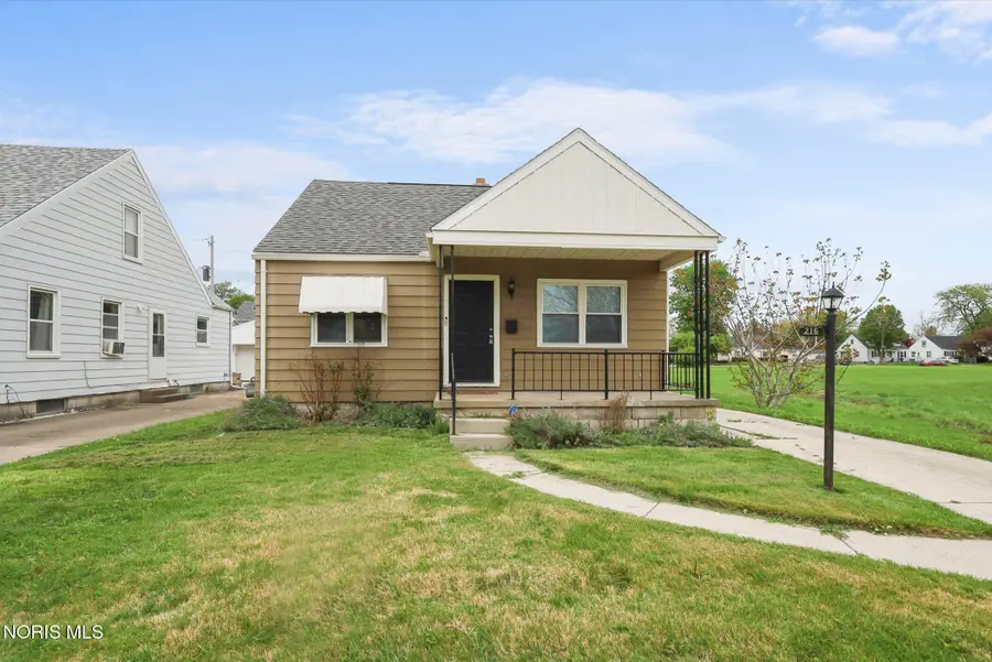 216 Summerdale Avenue, Toledo, OH 43605 - #3