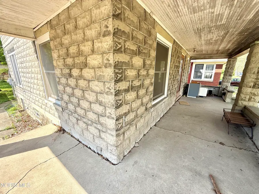 401 Victoria Place, Toledo, OH 43610 - #2