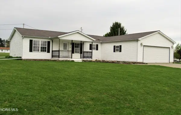 111 Leigh Road, West Unity, OH 43570
