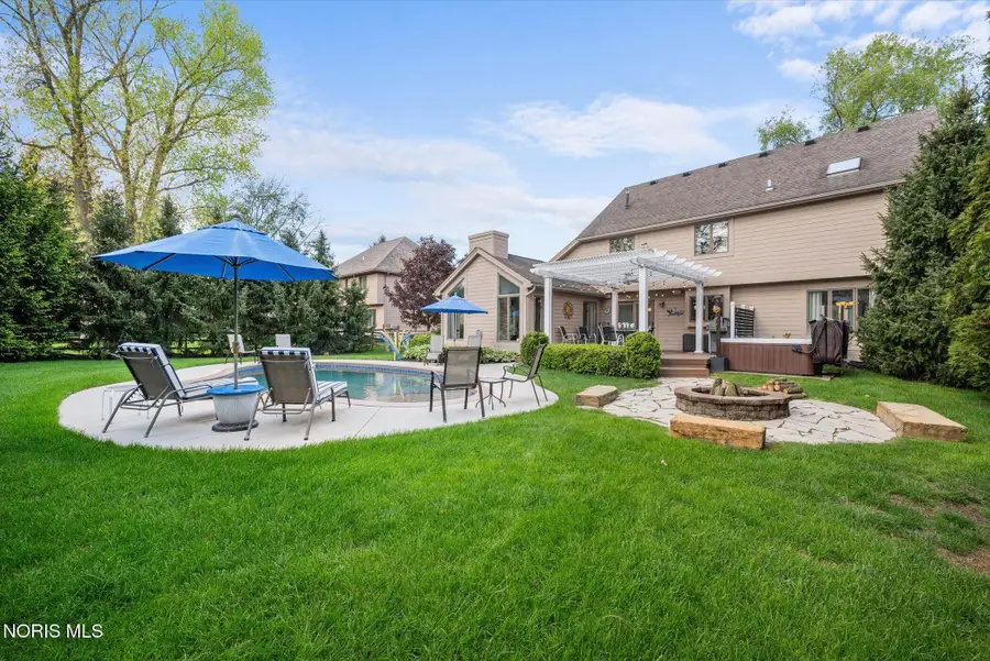 4652 Country Walk Lane, Sylvania, OH 43560 - #2
