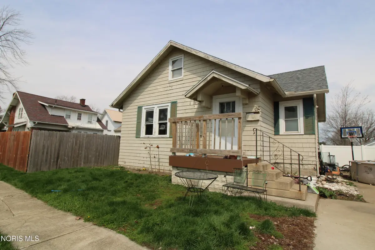 120 W 5th Street, Port Clinton, OH 43452 - #1