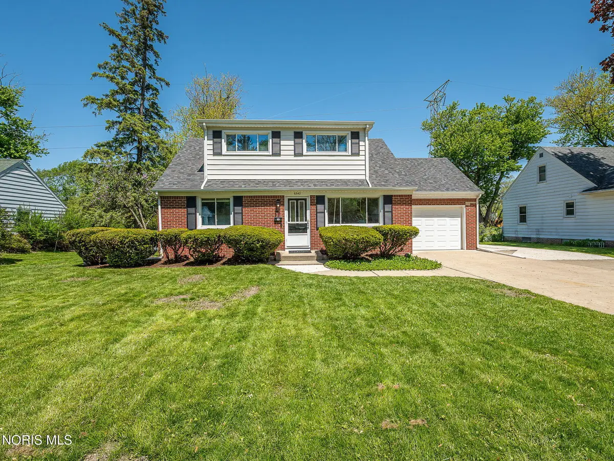 6542 Country Place, Sylvania, OH 43560 - #1