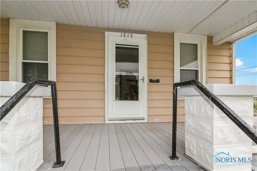 1515 E 3rd Street, Port Clinton, OH 43452 - #3