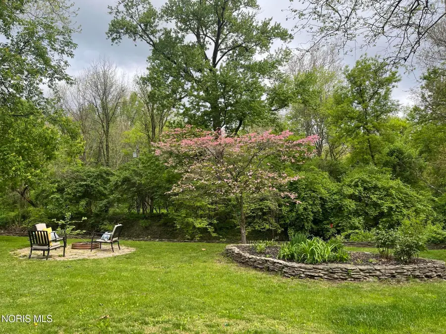 3700 W Bancroft Street, Ottawa Hills, OH 43606 - #3