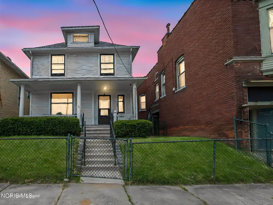 1873 N Ontario Street, Toledo, OH 43611 - #2