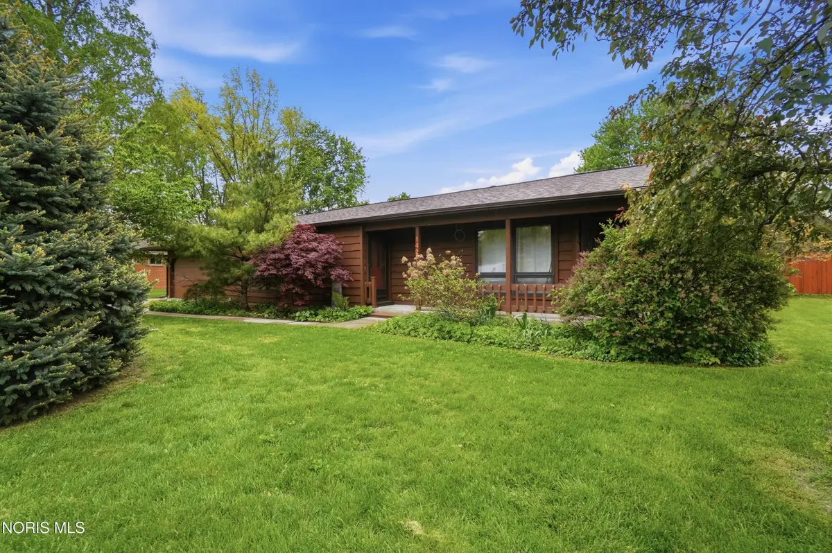 1421 Conneaut Avenue, Bowling Green, OH 43402 - #1