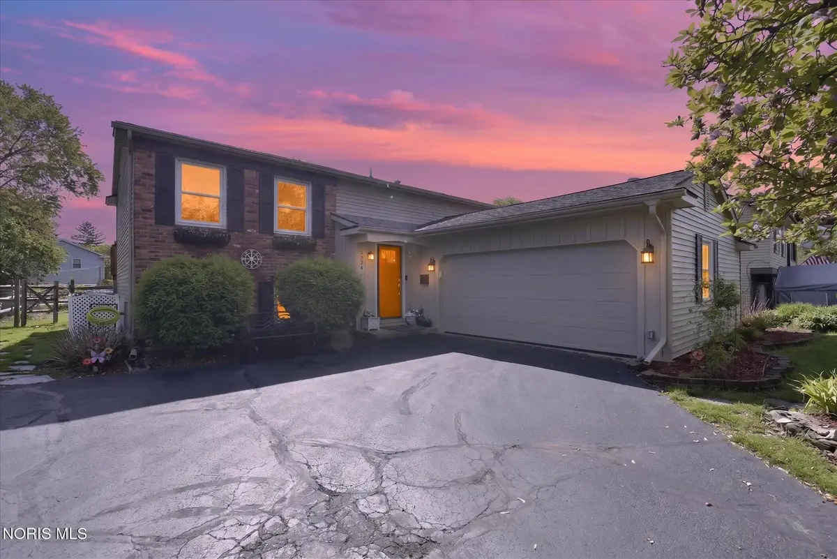 1324 Winghaven Road, Maumee, OH 43537 - #1