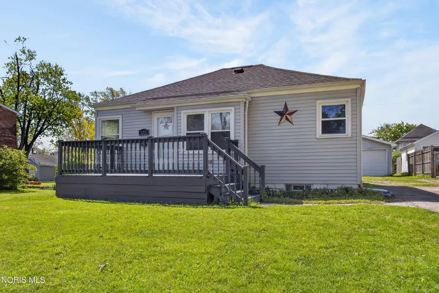 225 19th Street, Findlay, OH 45840 - #3