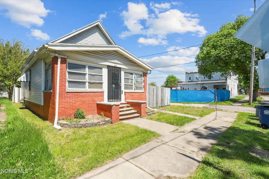 113 E Hudson Street, Toledo, OH 43608 - #2