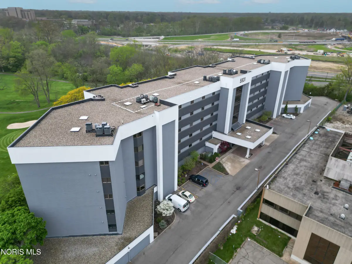 5831 Monroe Street #406, Sylvania, OH 43560 - #1