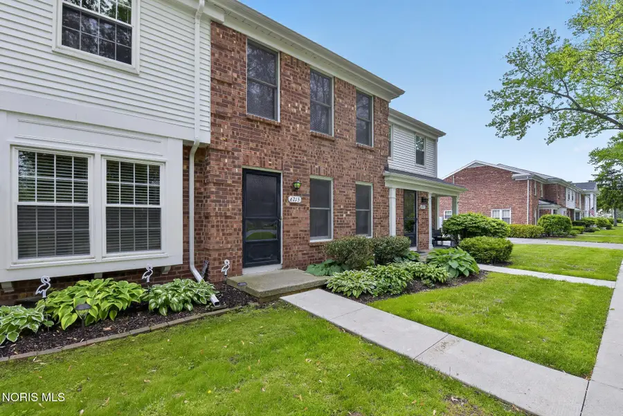 6715 Garden Road, Maumee, OH 43537 - #3