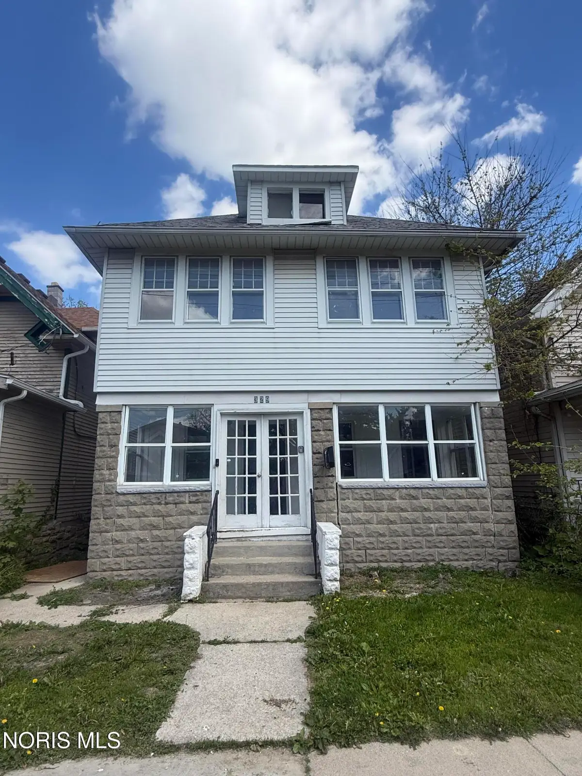 329 E Lake Street, Toledo, OH 43608 - #1