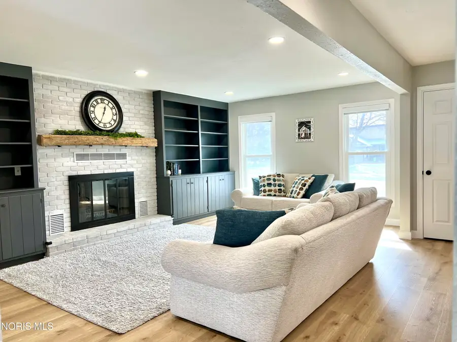 888 Sandalwood Road, Perrysburg, OH 43551 - #3