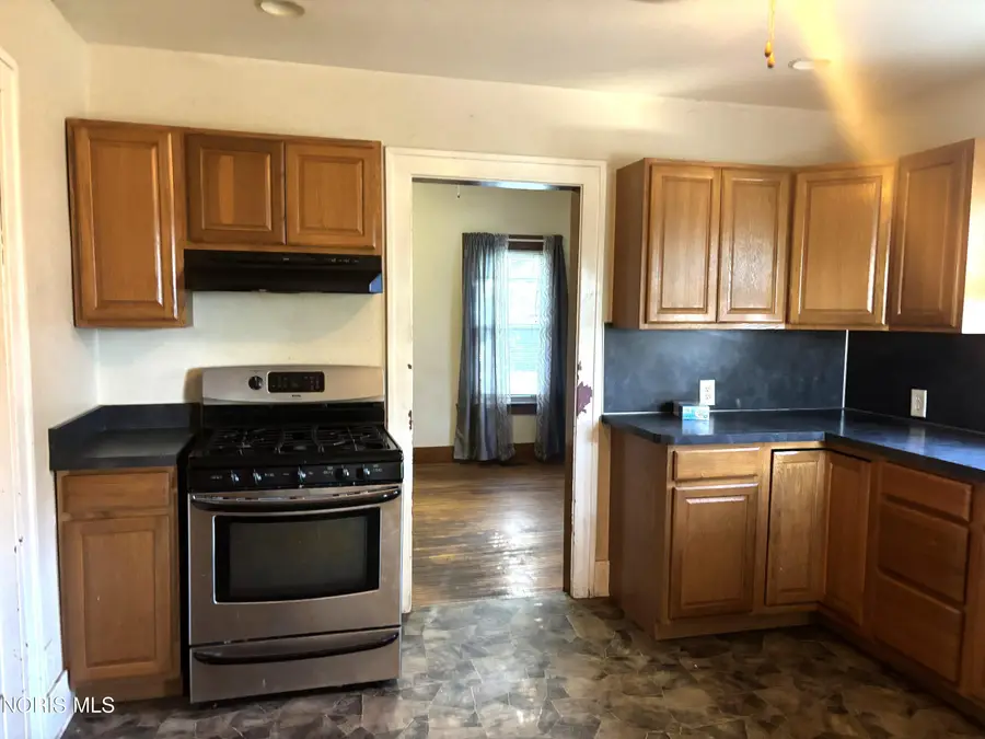 616 Wood Street, Delta, OH 43515 - #3