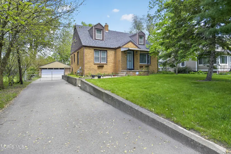 2436 Lark Avenue, Toledo, OH 43613 - #3