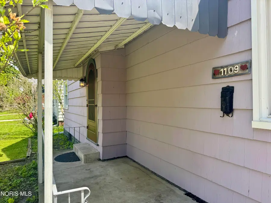 1109 Branleigh Drive, Toledo, OH 43612 - #2