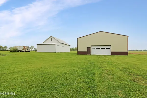 W Bloom Road, Oak Harbor, OH 43449