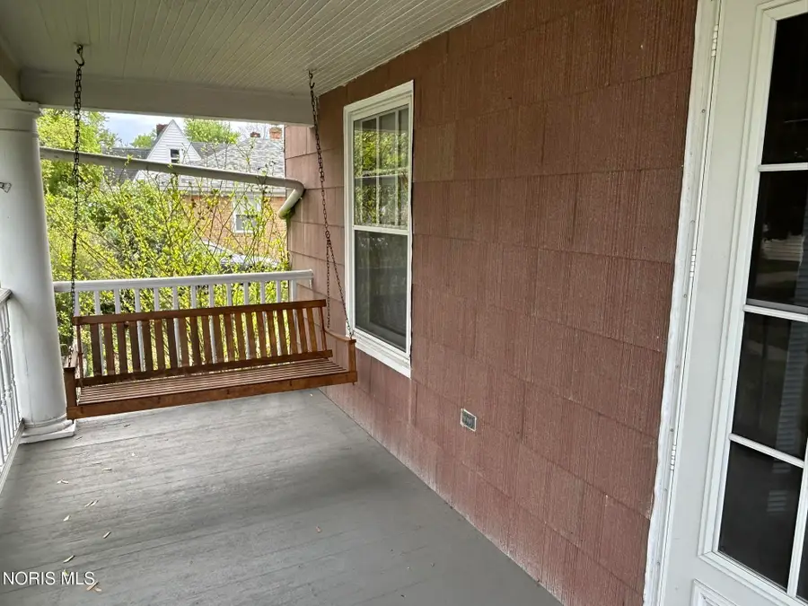 726 Colima Drive, Toledo, OH 43609 - #3