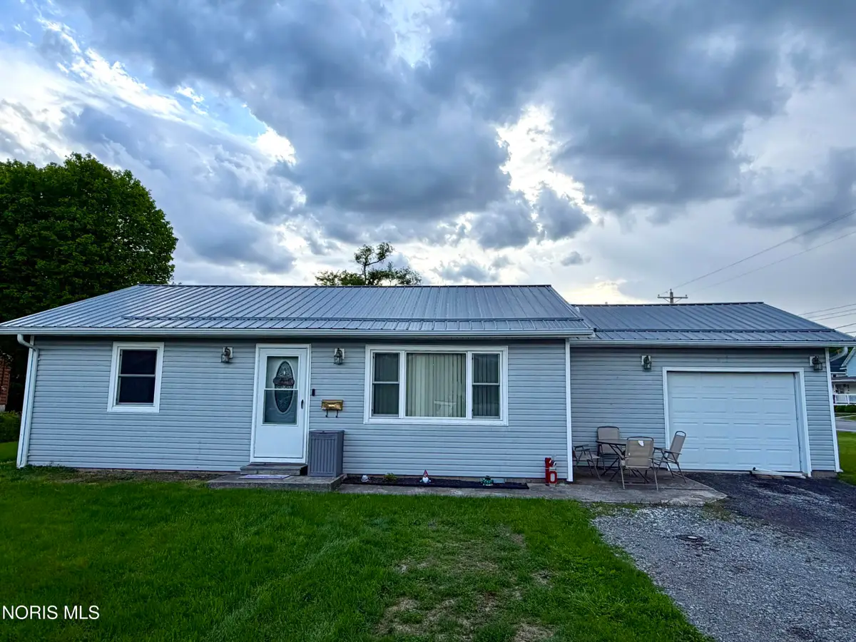 569 N Johnson Street, Ada, OH 45810 - #1