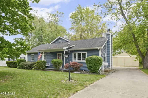 6027 Greenacre Road, Toledo, OH 43615