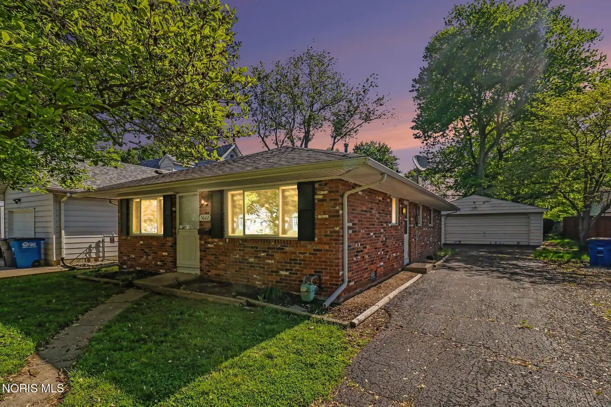 5622 Fenwick Drive, Toledo, OH 43623 - #1