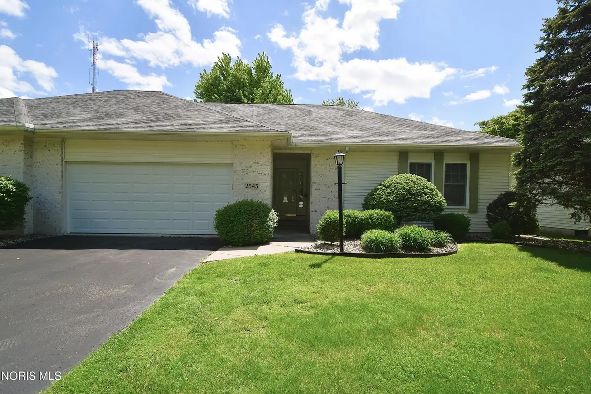 2545 Glengate Dr, Toledo, OH 43614 - #1