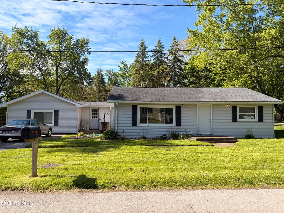 219 Smith Street, Holgate, OH 43527 - #1