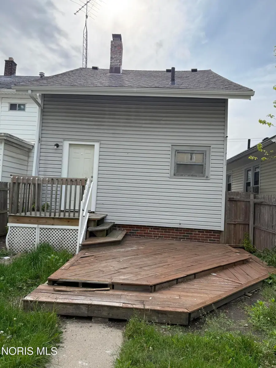3342 Upton Avenue, Toledo, OH 43613 - #2