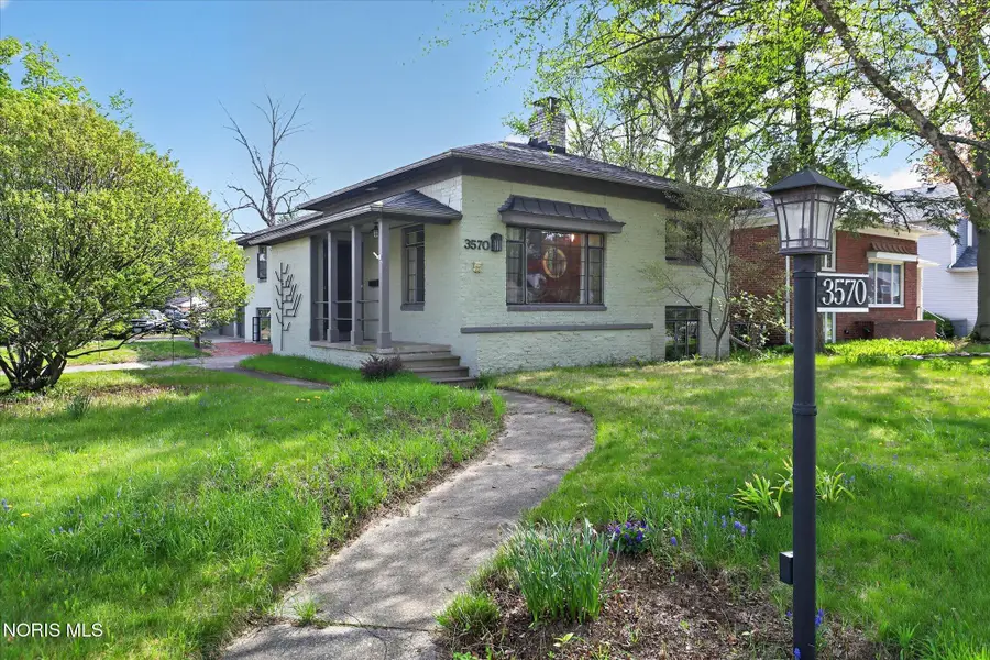 3570 Indian Road, Ottawa Hills, OH 43606 - #2