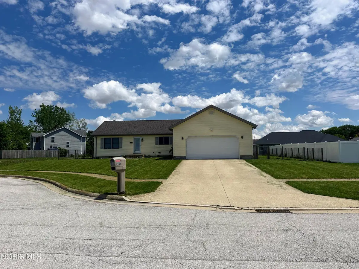 1208 Yonker Place, Fostoria, OH 44830 - #1