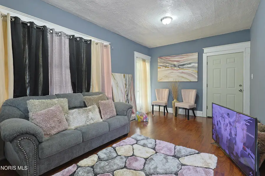 1455 Chester Street, Toledo, OH 43609 - #3