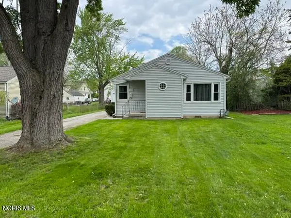 123 Carr Avenue, Bowling Green, OH 43402