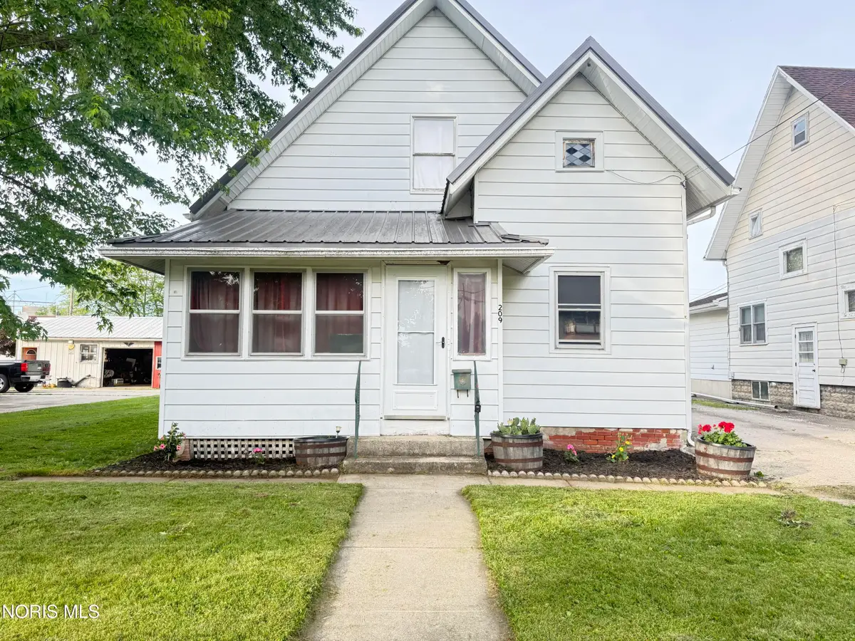 209 S Main Street, Hicksville, OH 43526 - #1