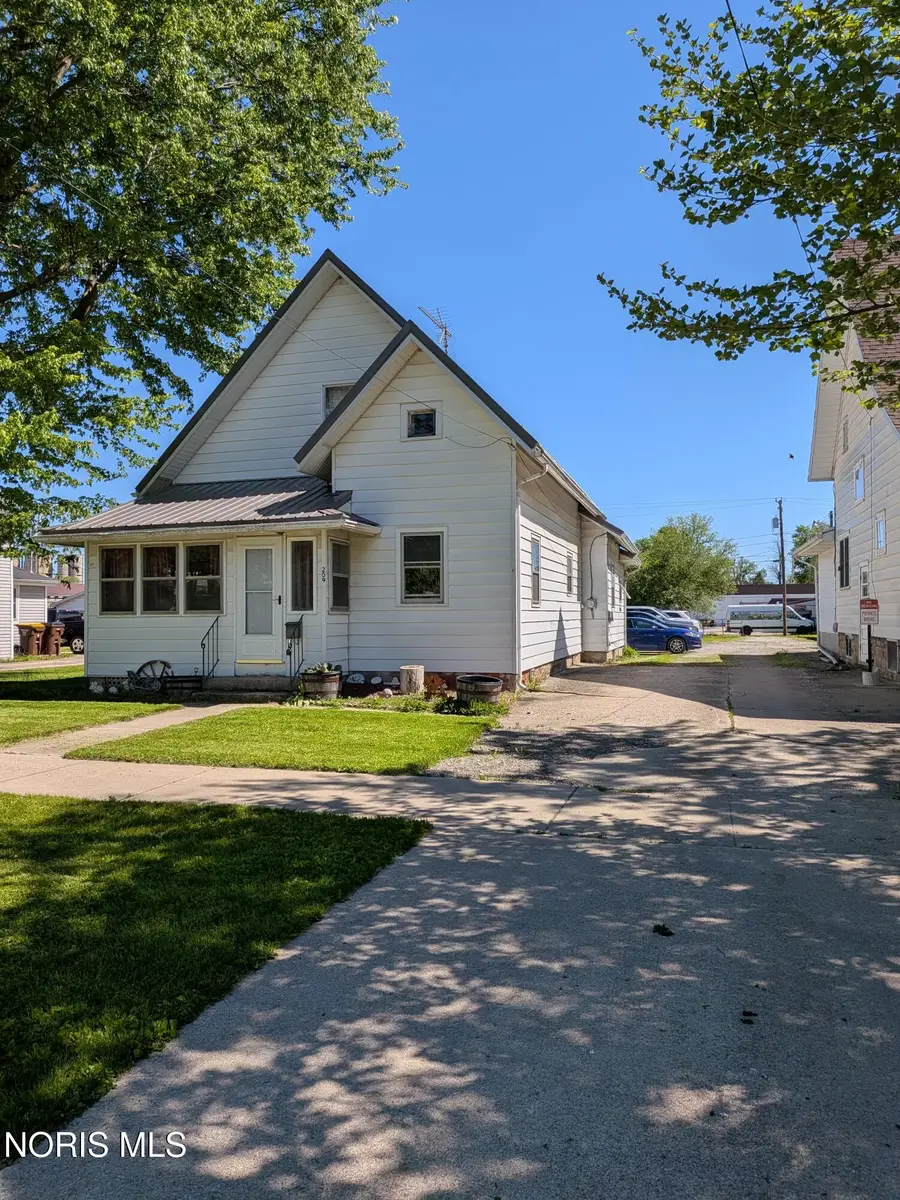 209 S Main Street, Hicksville, OH 43526 - #2