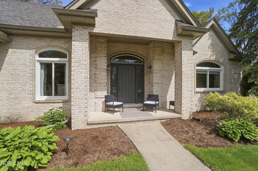 8766 Willow Pond Boulevard, Sylvania, OH 43560 - #3
